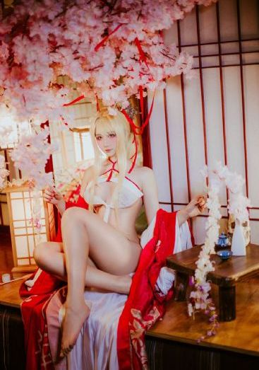 《两个女人》韩国电影简介_剧情片免费电视剧