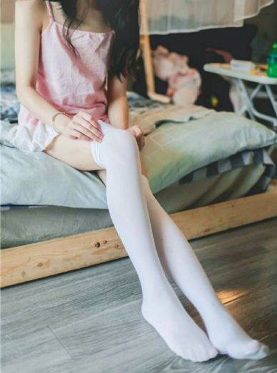 女警官扒开屁股撅起来打_HD在线观看高清