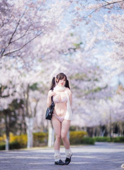 纲手被吸乳羞羞A片照美冥_DVD动漫免费观看